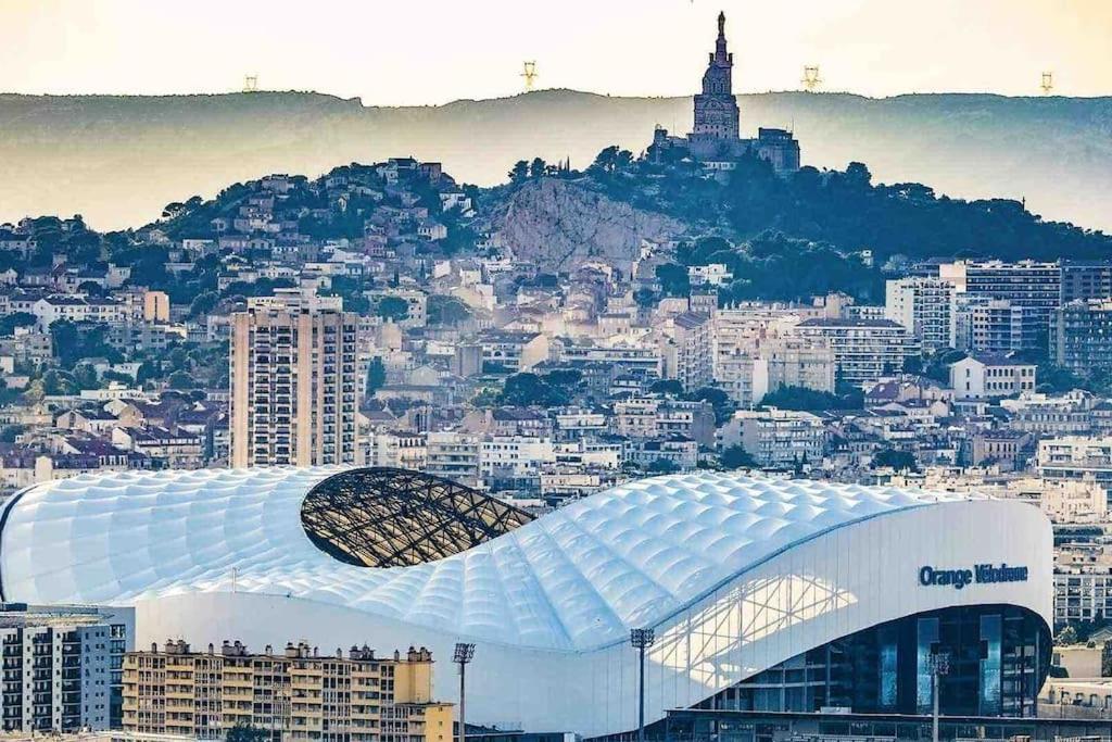 Velodrome 6 Couchages Avec Clim Lejlighed Marseille Eksteriør billede